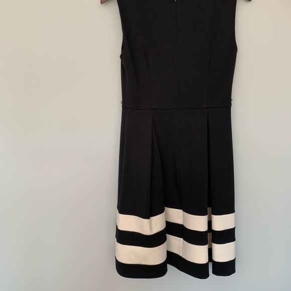 Calvin Klein cocktail dress - Picture 2 of 5